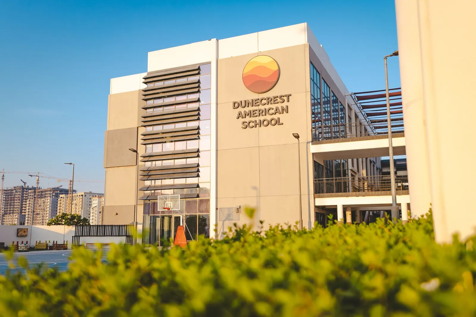 Dunecrest American School campus
