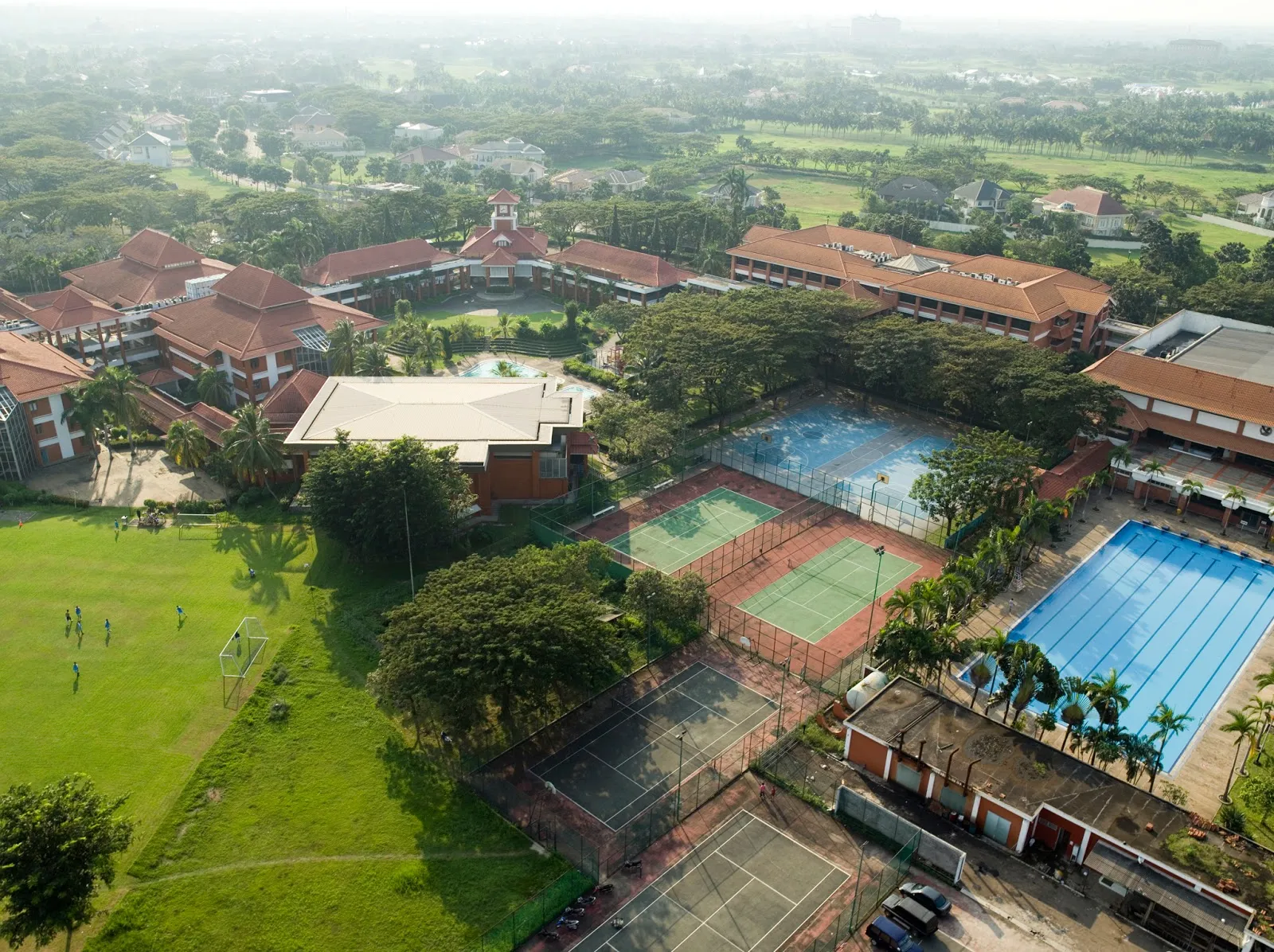 Sekolah Pelita Harapan (SPH) campus